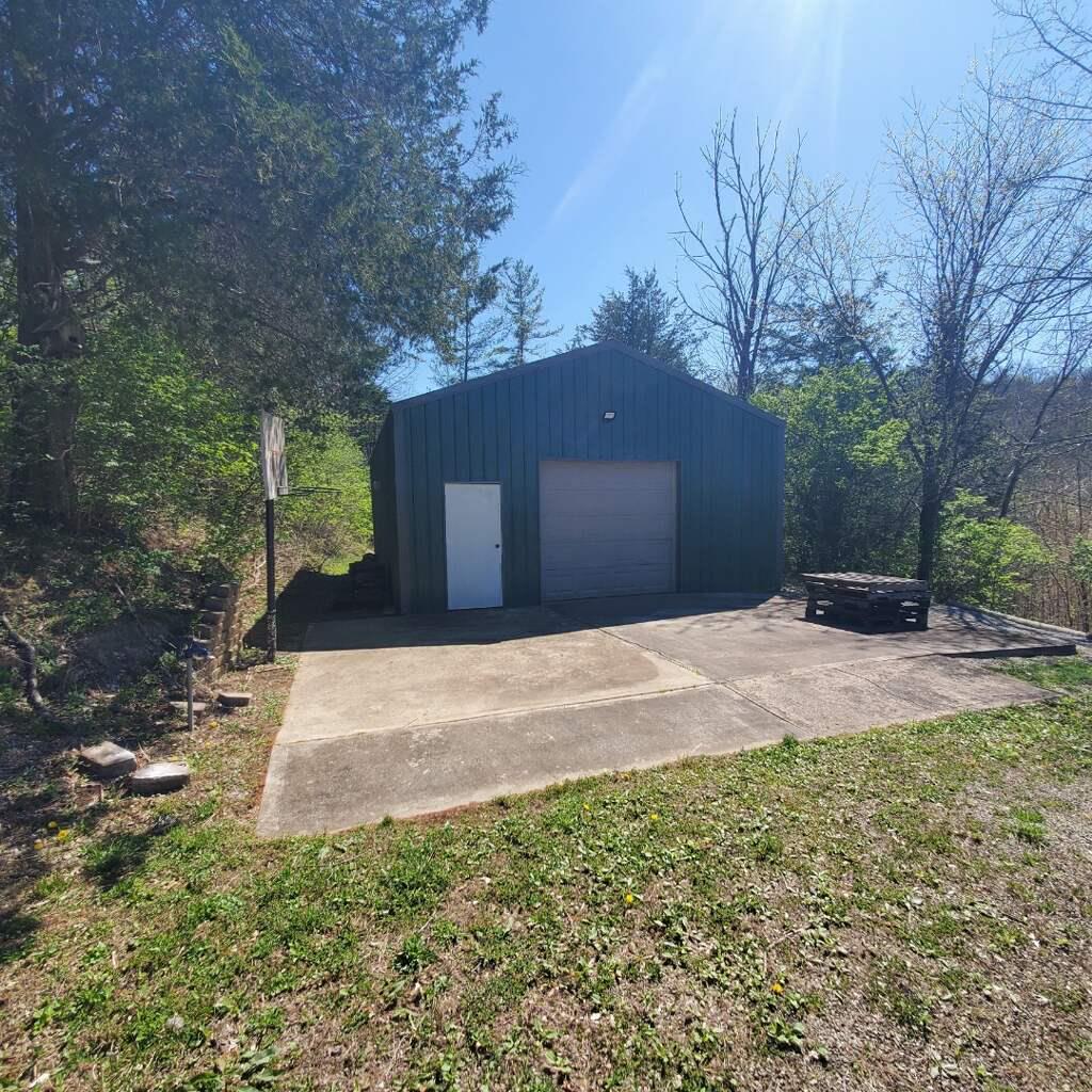 8463 Lower Dillsboro Road Aurora, IN 47001 - Photo 21 of 23