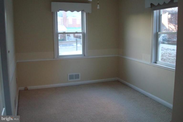 7301 Conley Street Baltimore, MD 21224 - Photo 8 of 8 Dining Area