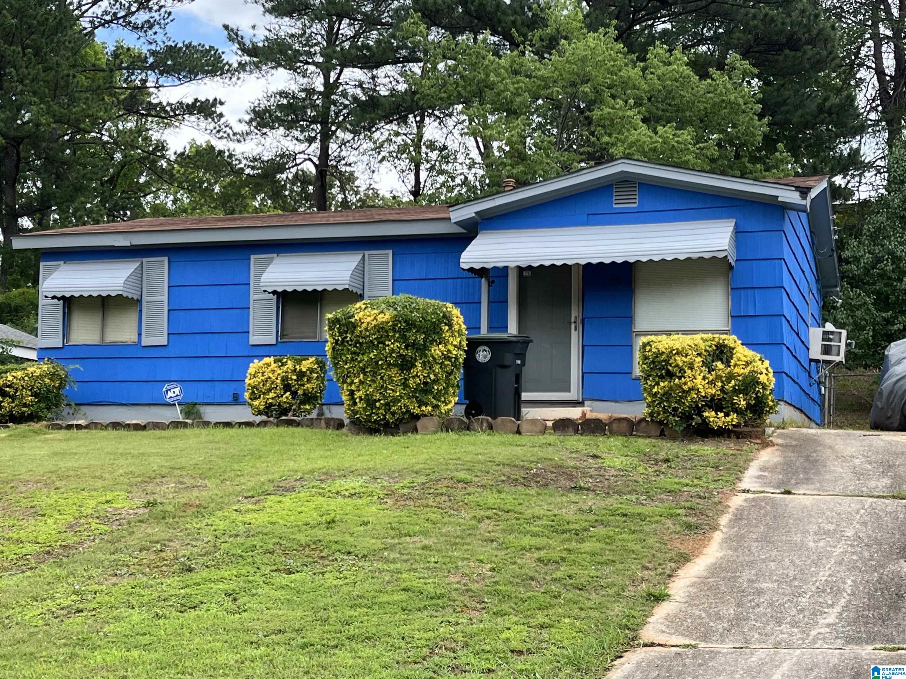 1721 3rd Place Southwest Birmingham, AL 35211 - Photo 2 of 7