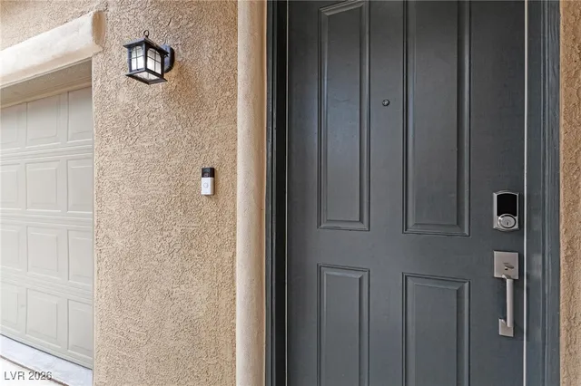 $2,700 | 802 Warwick Castle Drive, Las Vegas, NV 89178