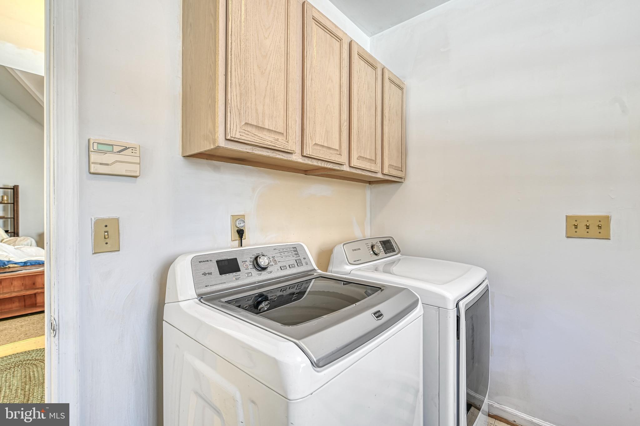 441 Hartwood Road Fredericksburg, VA 22406 - Photo 14 of 58 a utility room with dryer and washer