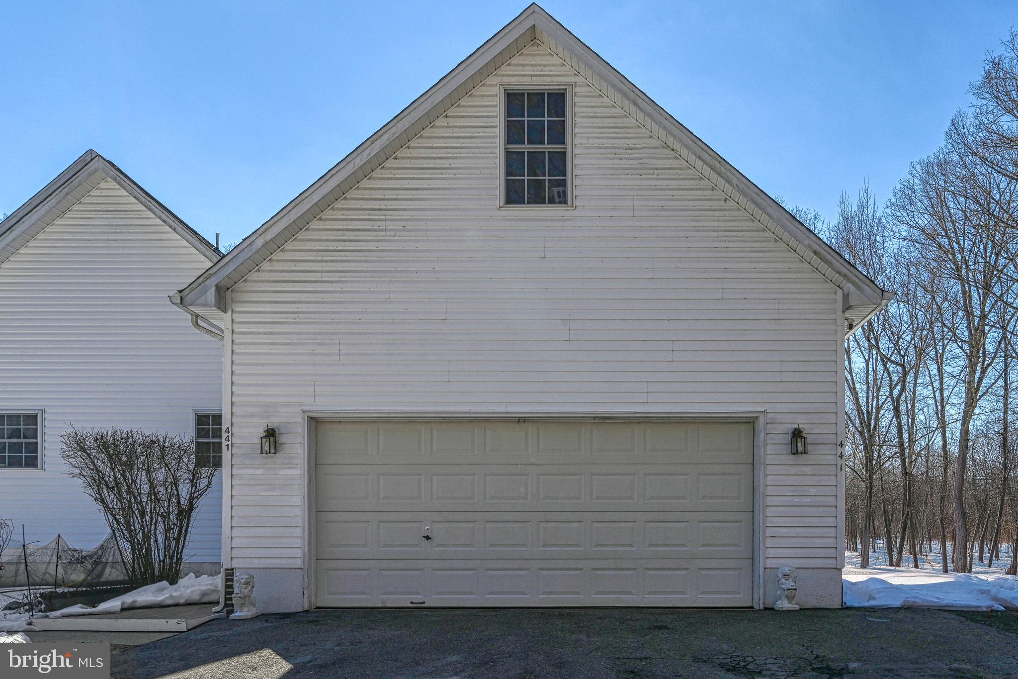 441 Hartwood Road Fredericksburg, VA 22406 - Photo 58 of 58 a front view of a house with garage