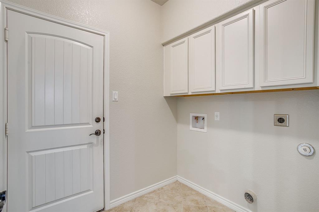 1225 Drummond Circle Waco, TX 76712 - Photo 15 of 40 a view of storage and utility room with closet