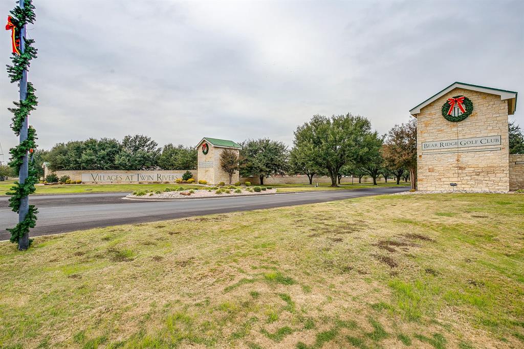1225 Drummond Circle Waco, TX 76712 - Photo 38 of 40 a view of swimming pool with large trees