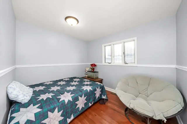 $279,900 | 7852 Neenah Avenue, Burbank, IL 60459