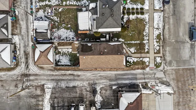 $279,900 | 7852 Neenah Avenue, Burbank, IL 60459