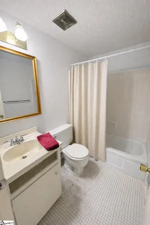 $174,900 | 17 Briargate Place, Greenville, SC 29615