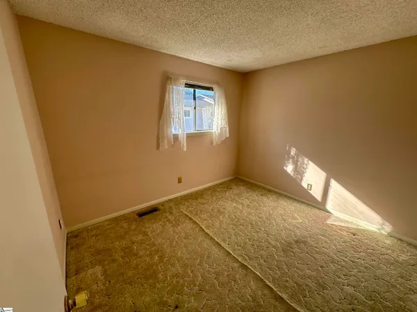 $174,900 | 17 Briargate Place, Greenville, SC 29615