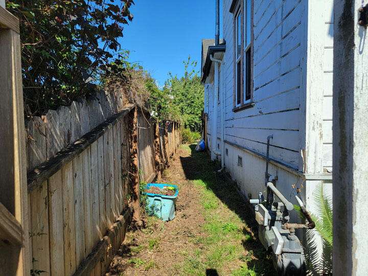 120 13th Street Arcata, CA 95521 - Photo 22 of 37 a view of yard with wooden fence