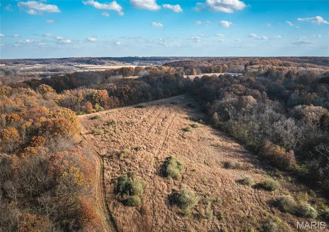 $2,243,150 | Tbd Southwest Tbd Sw 875th Street, Carrollton, IL 62016