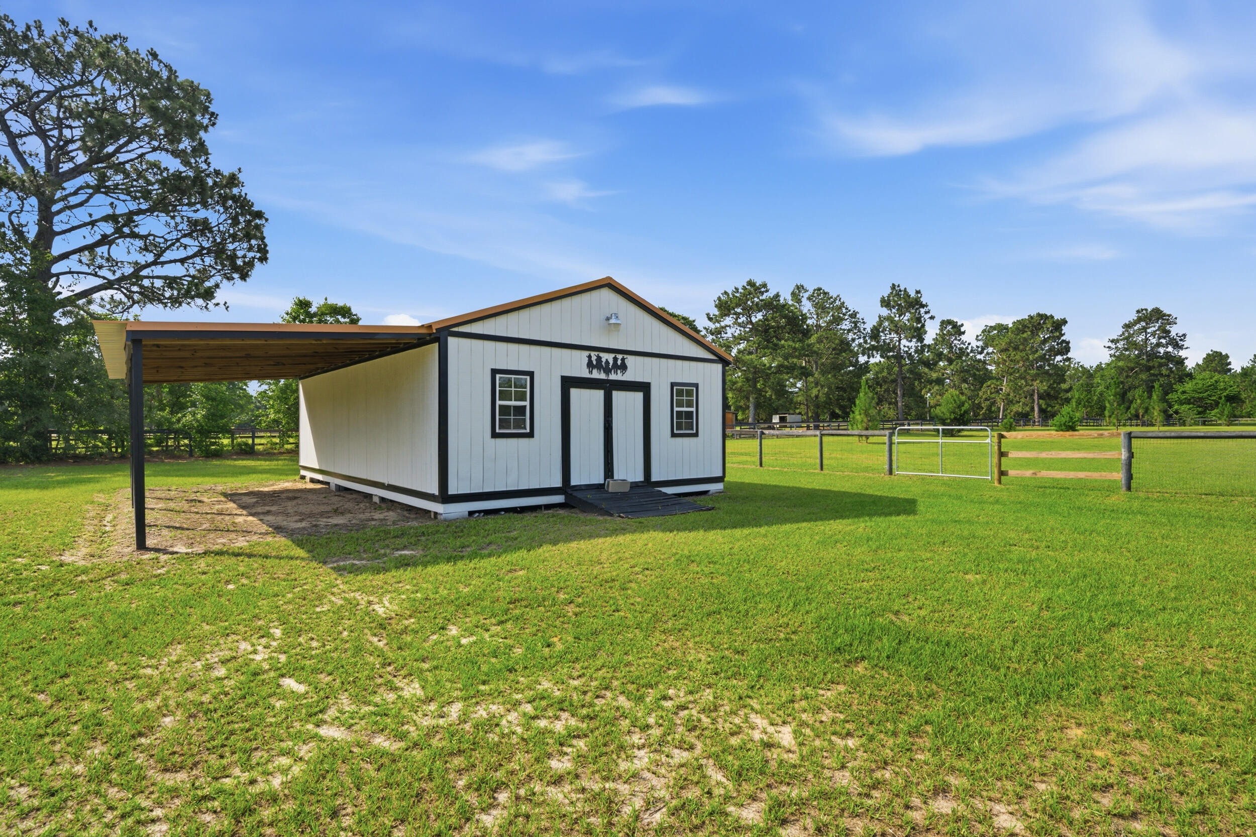 685 Centerwood Road Williston, SC 29853 - Photo 30 of 42