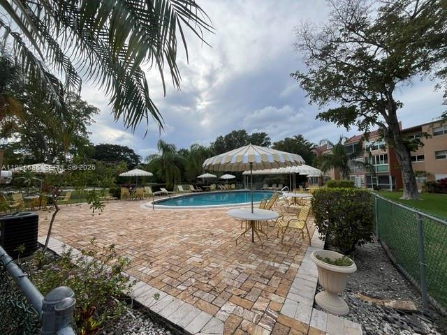 8810 West McNab Road, Unit 204 Tamarac, FL 33321 - Photo 17 of 18