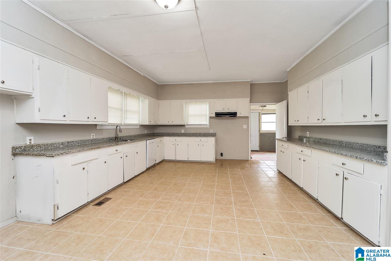 296 Main Street Talladega, AL 35160 - Photo 14 of 39