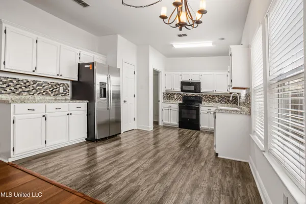 $299,950 | 11118 Oakcrest Drive, D'Iberville, MS 39540