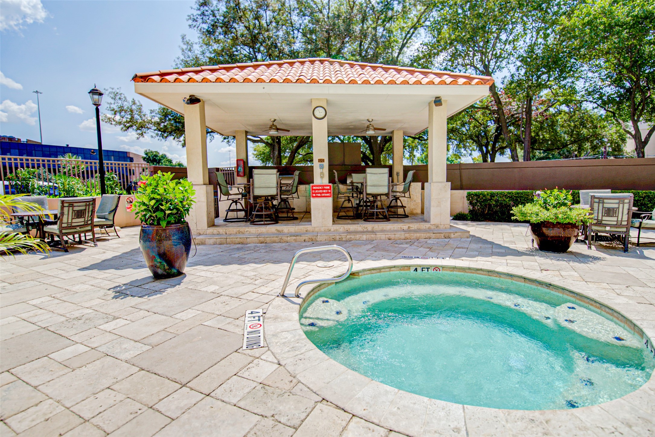 3525 Sage Road, Unit 407 Houston, TX 77056 - Photo 35 of 45 Spa and Covered outdoor kitchen