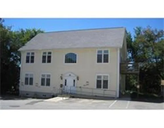 $1,850 | 136 R Main Street, Unit 1, Acton, MA 01720