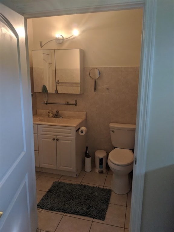 136 R Main Street, Unit 1 Acton, MA 01720 - Photo 5 of 8