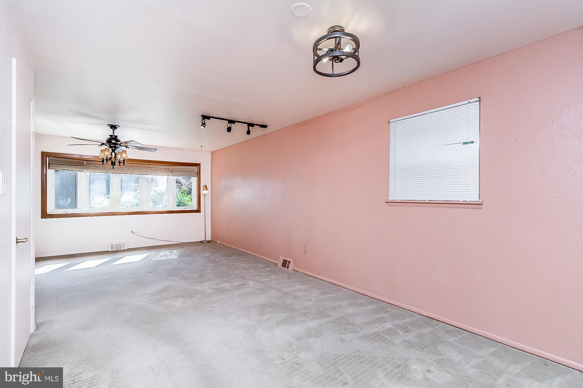 314 Timber Grove Road Reisterstown, MD 21136 - Photo 11 of 55