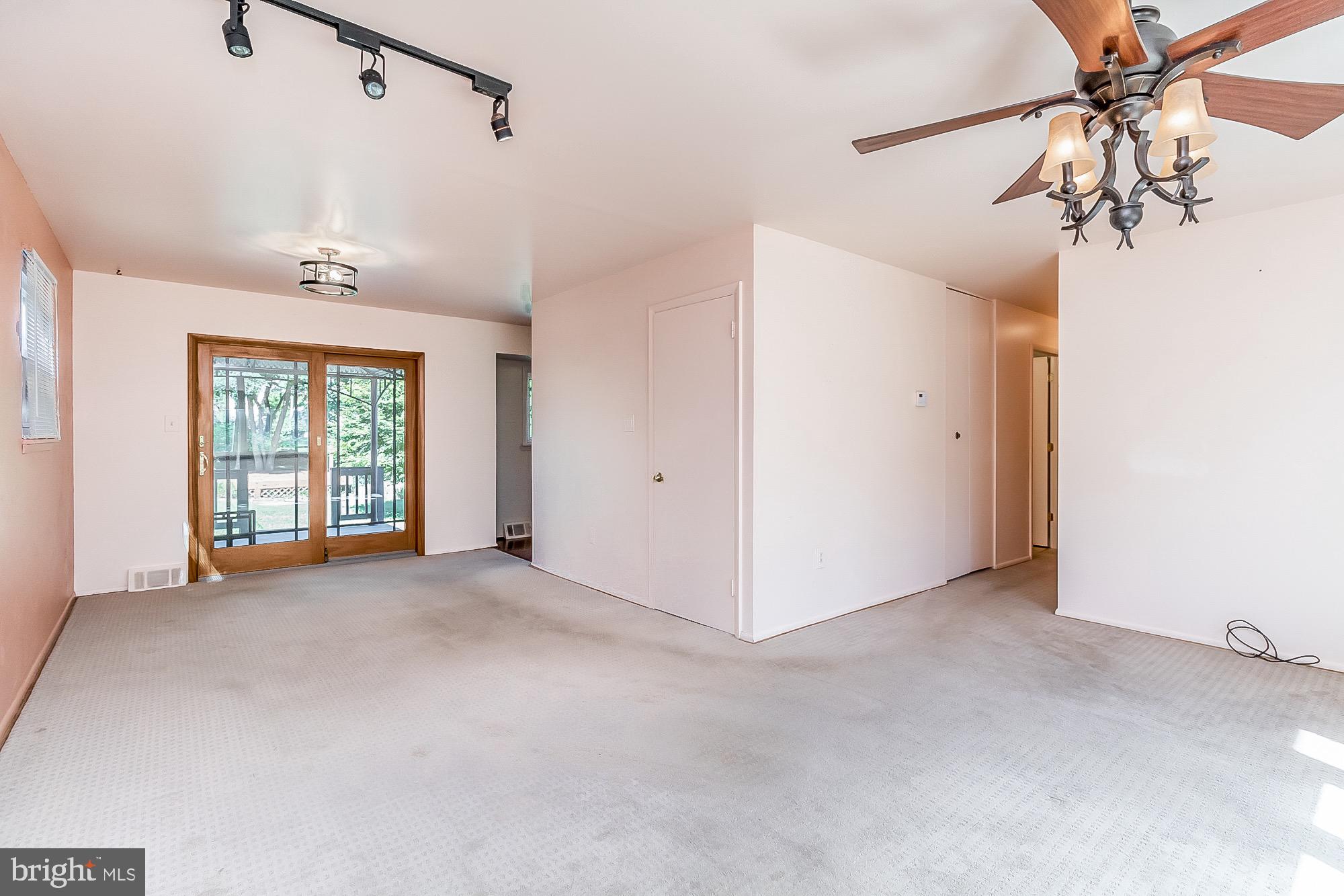 314 Timber Grove Road Reisterstown, MD 21136 - Photo 9 of 55