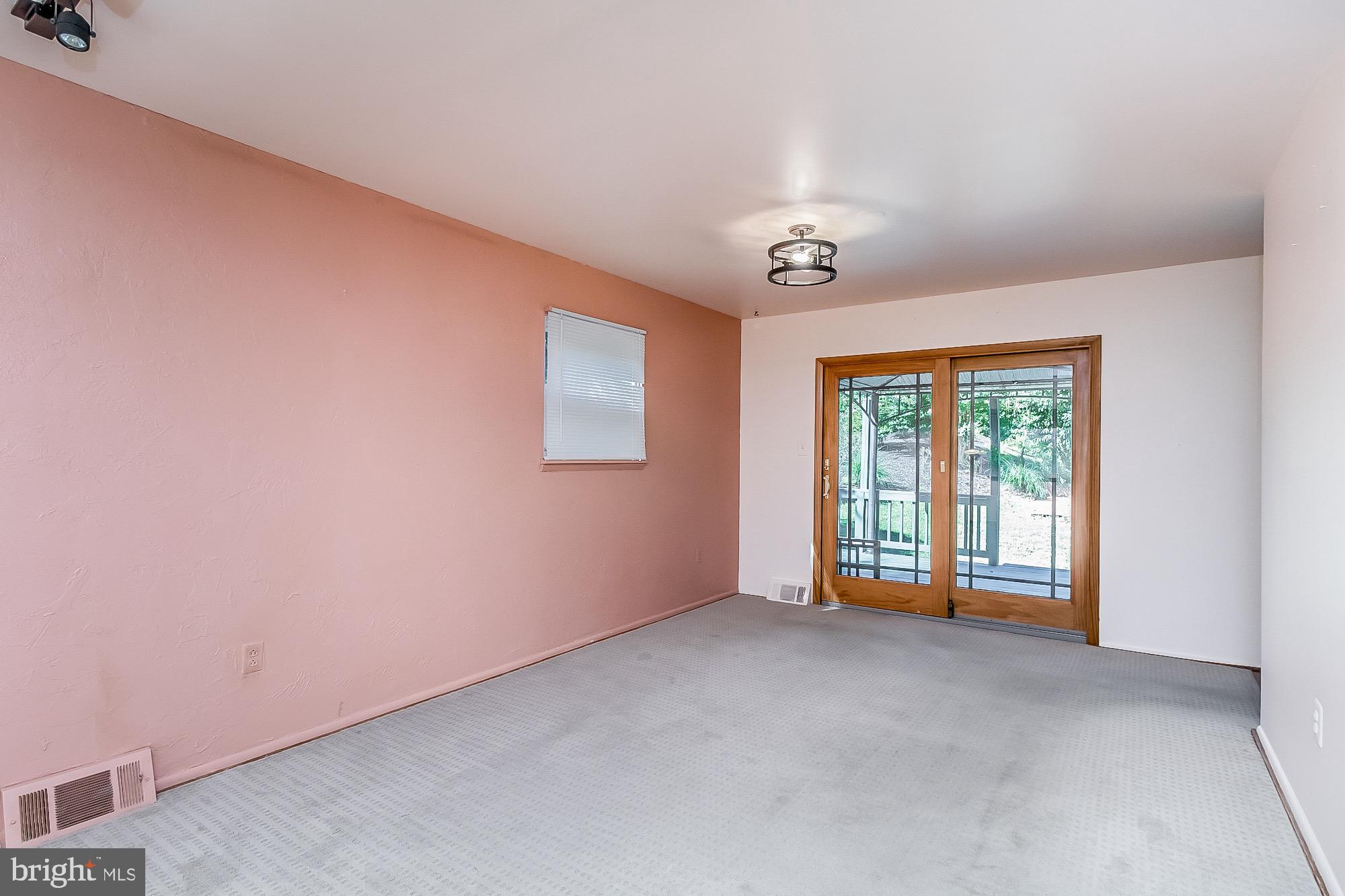 314 Timber Grove Road Reisterstown, MD 21136 - Photo 10 of 55