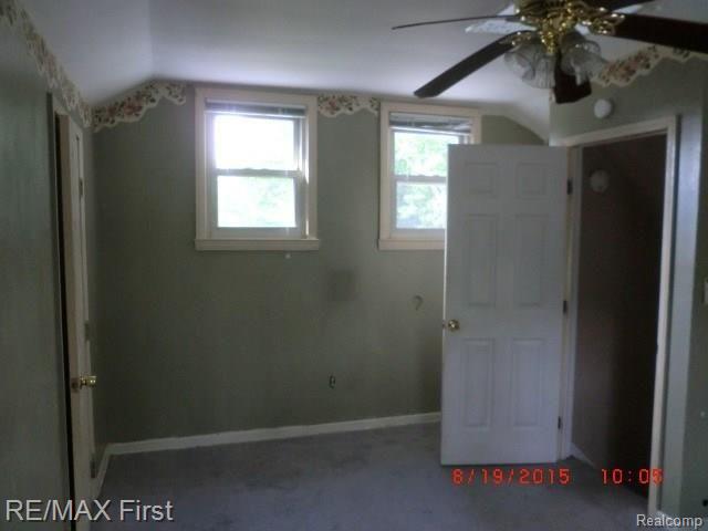 8375 Millis Road Utica, MI 48317 - Photo 14 of 15 CIMG3348.JPG