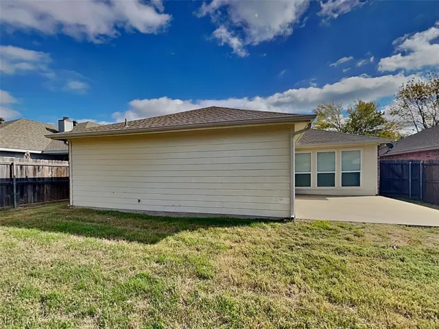 $1,989 | Undisclosed Address, Waxahachie, TX 75165