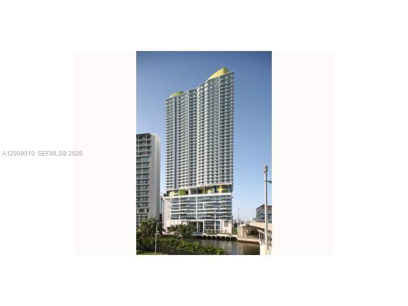 185 Southwest 7th Street, Unit 2509 Miami, FL 33130 - Photo 6 of 16