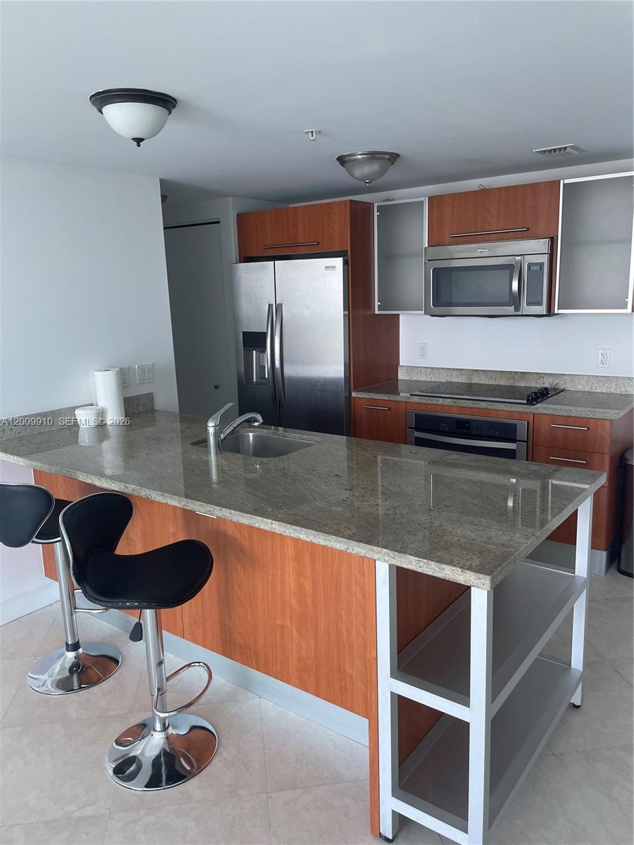 185 Southwest 7th Street, Unit 2509 Miami, FL 33130 - Photo 8 of 16