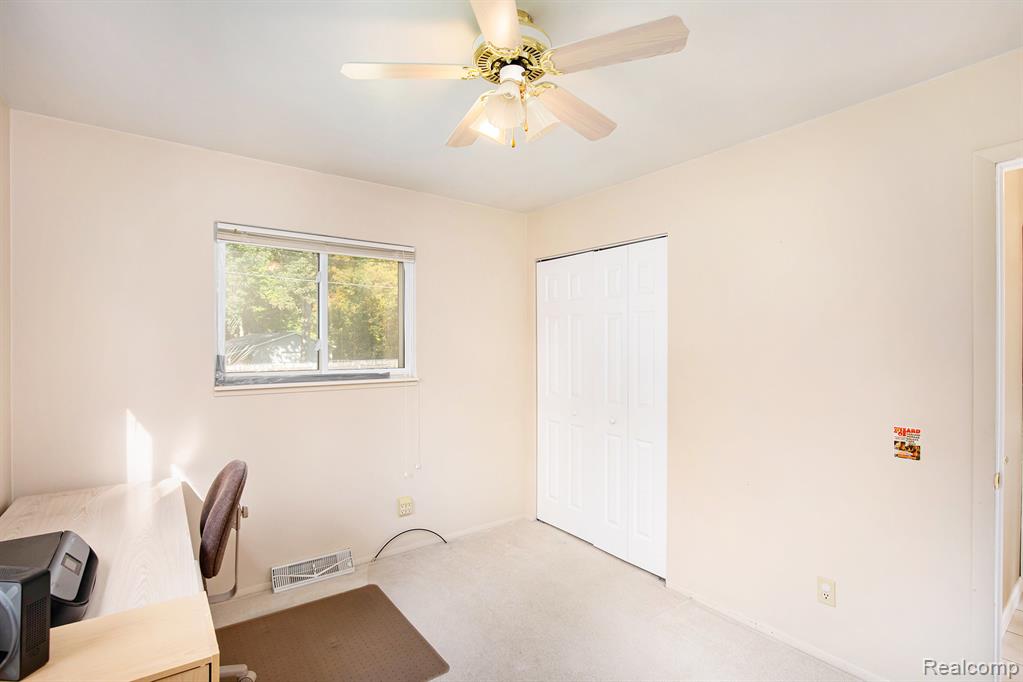 1714 Indian Road Lapeer, MI 48446 - Photo 17 of 35 Gallery Image 17