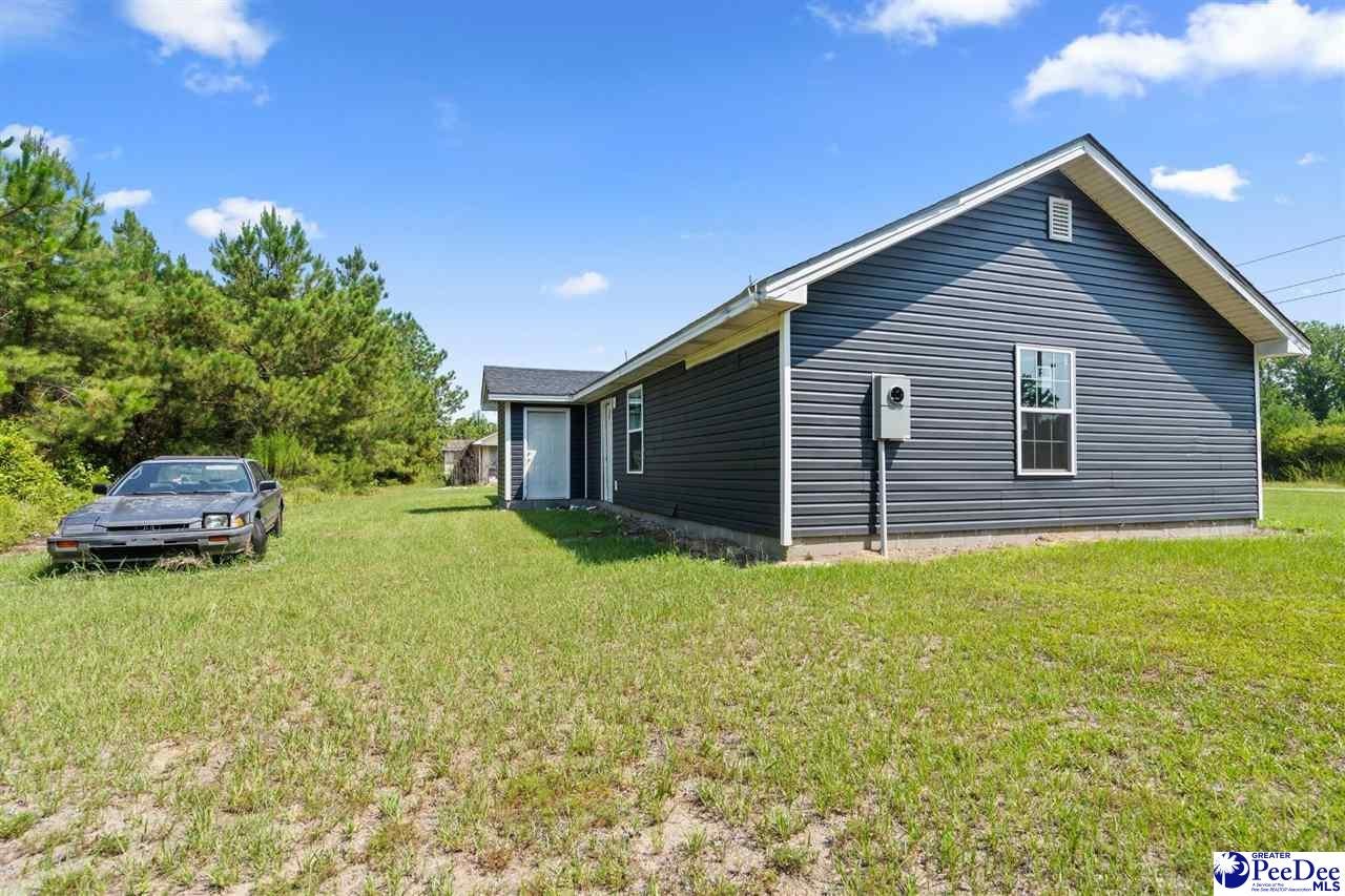 383 Red Road Olanta, SC 29114 - Photo 3 of 28 Gallery Image 3