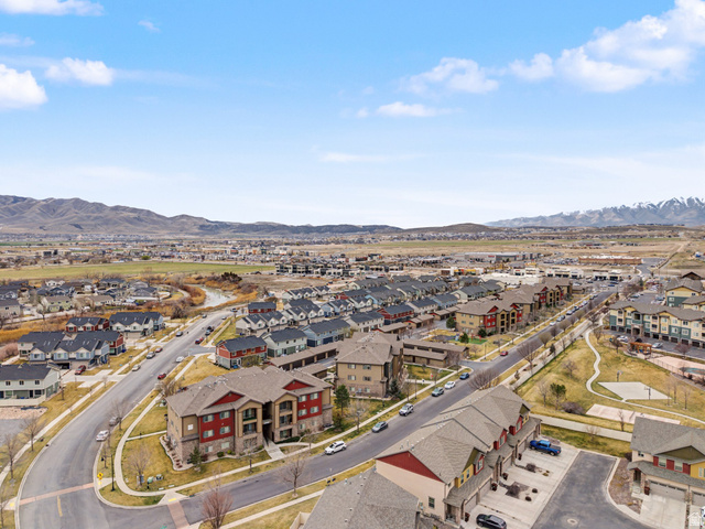203 Jordan Ridge Boulevard, Unit 206 Saratoga Springs, UT 84045 - Photo 21 of 22