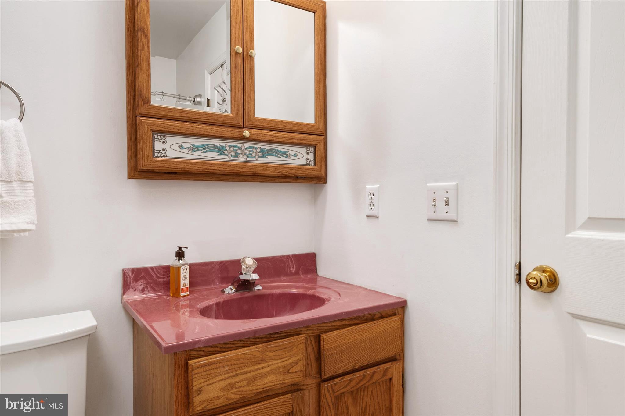 704 Truslow Road Chestertown, MD 21620 - Photo 19 of 43 Hallway Full Bath