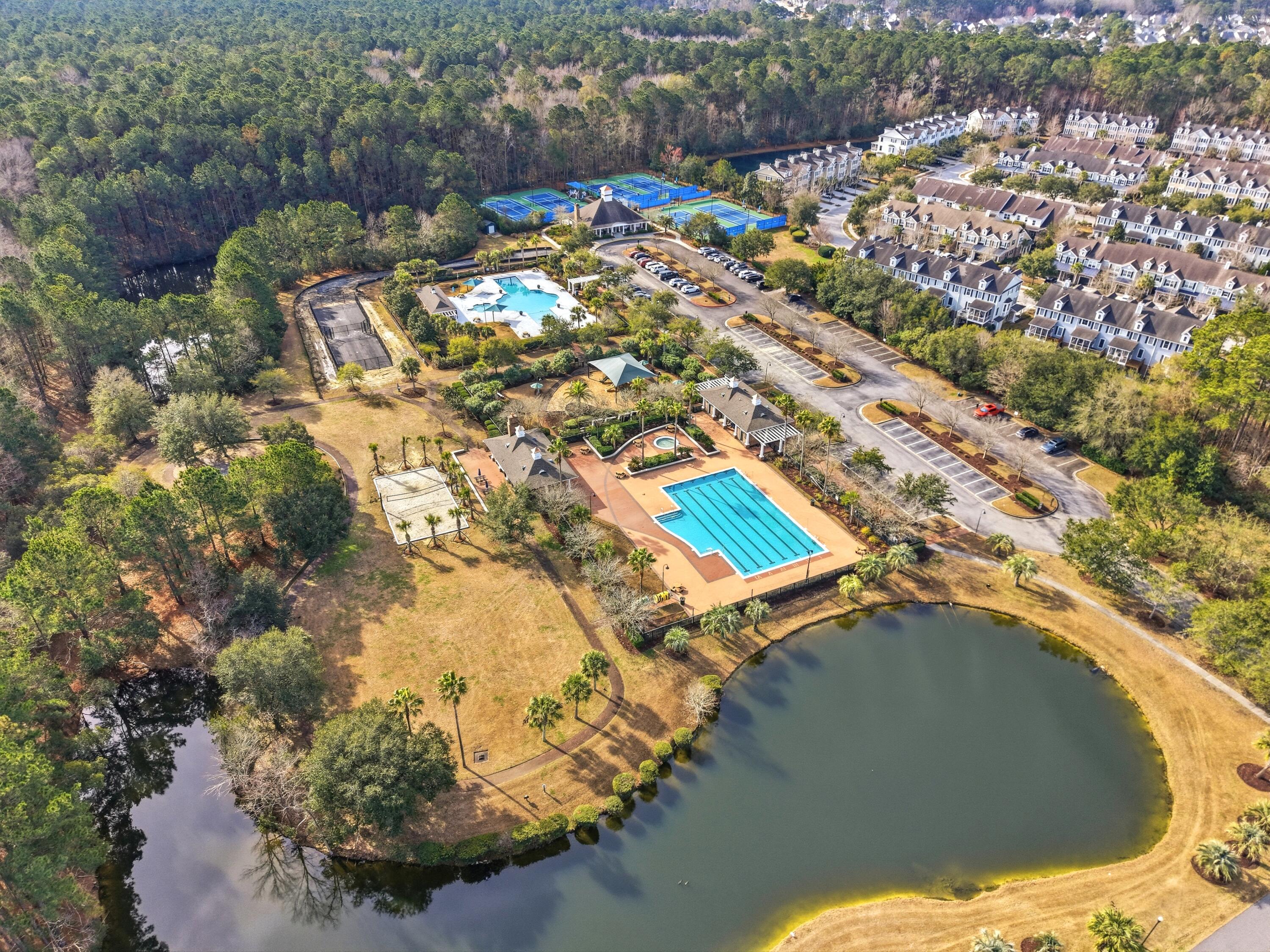 1640 Sewee Fort Road Mount Pleasant, SC 29466 - Photo 51 of 54 Amenities