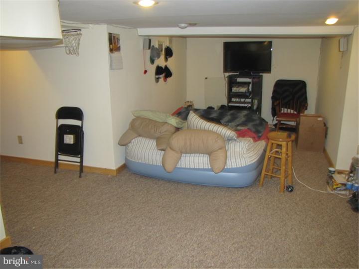 399 Whitehead Road Hamilton, NJ 08619 - Photo 17 of 24 Gallery Image 17
