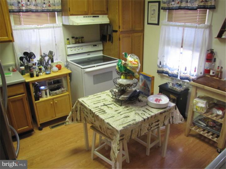 399 Whitehead Road Hamilton, NJ 08619 - Photo 9 of 24 Gallery Image 9