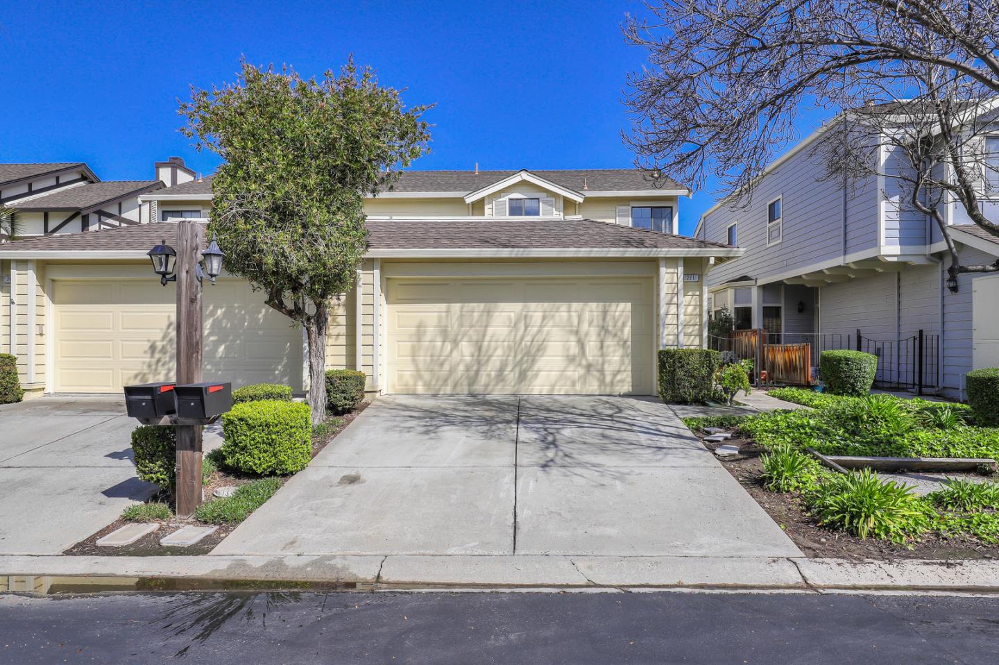 271 Michigan Road Milpitas, CA 95035 - Photo 4 of 34 a front view of a house with garden