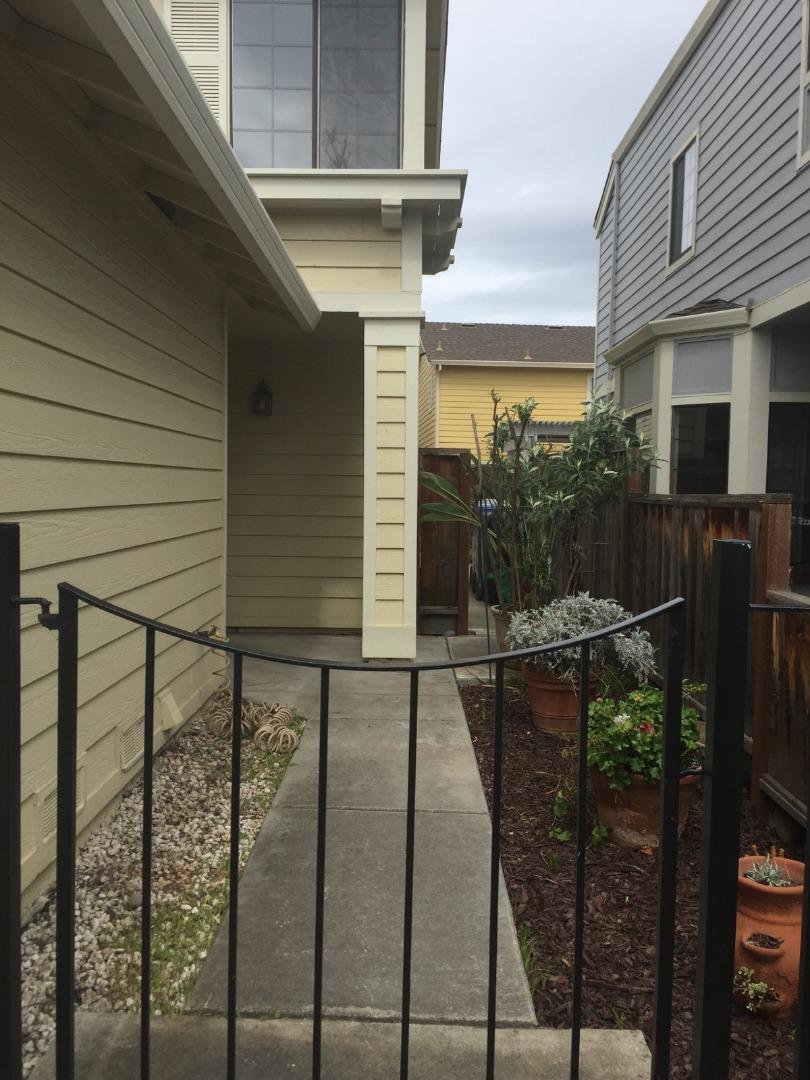 271 Michigan Road Milpitas, CA 95035 - Photo 5 of 34 a view of a balcony with chairs and iron fence