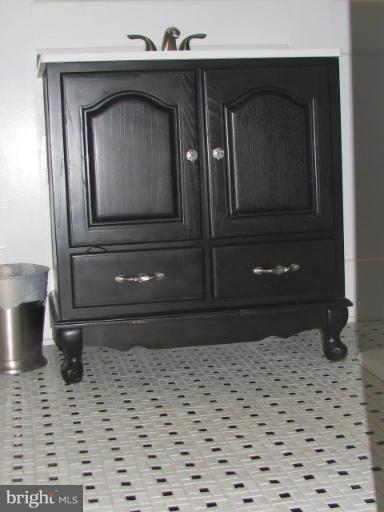 3328 Willoughby Road Baltimore, MD 21234 - Photo 8 of 23 Bath