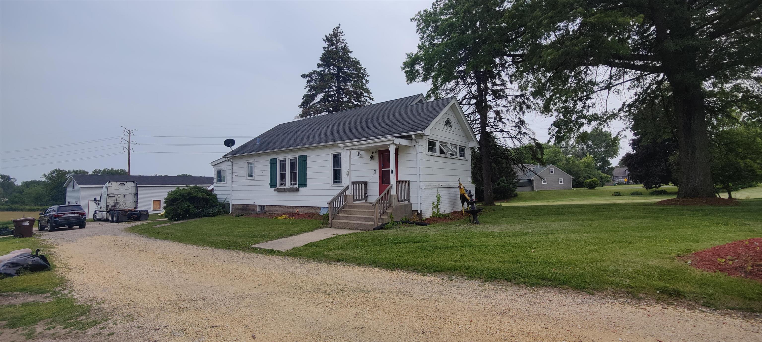 3232 Prairie Road Rockford, IL 61102 - Photo 1 of 29