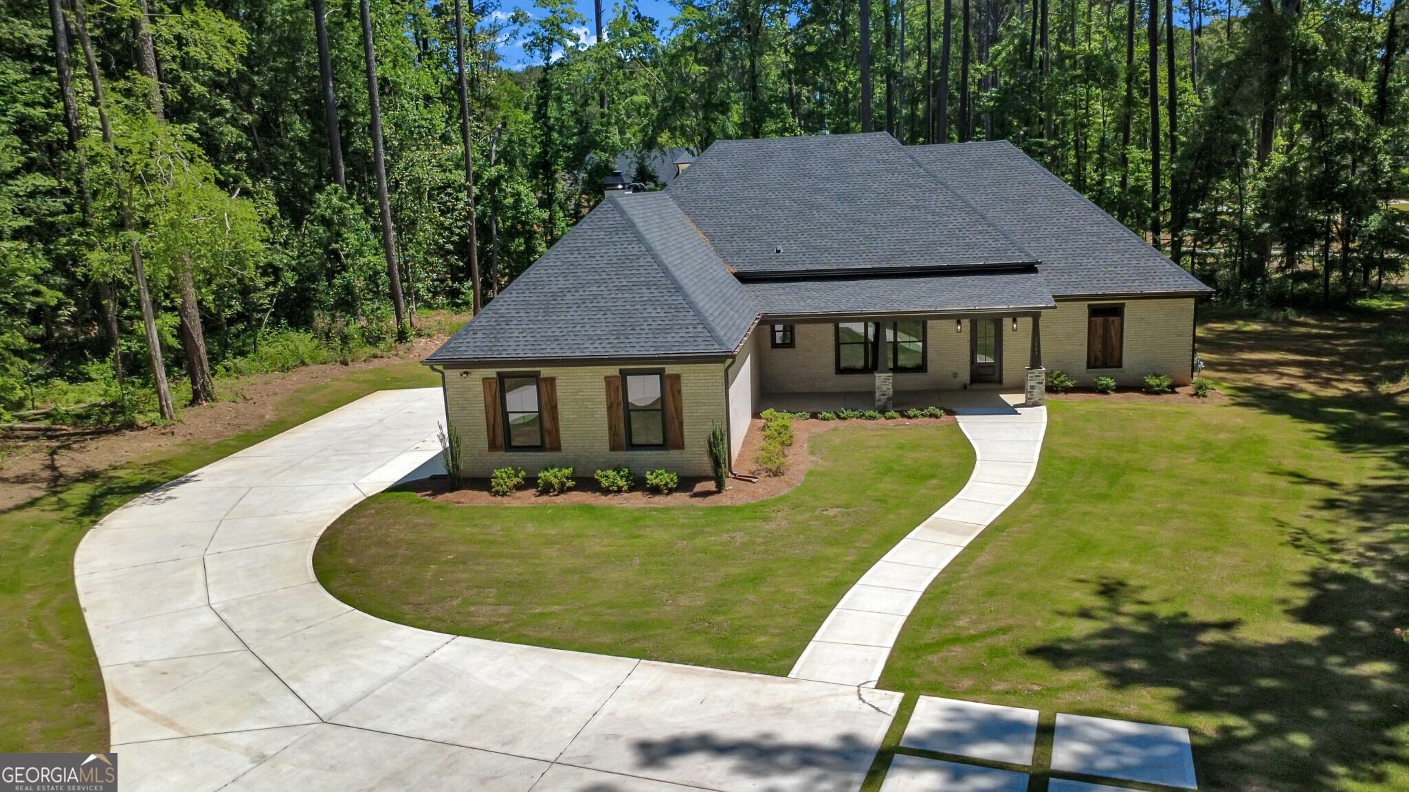 2043 Fischer Road Sharpsburg, GA 30277 - Photo 6 of 52