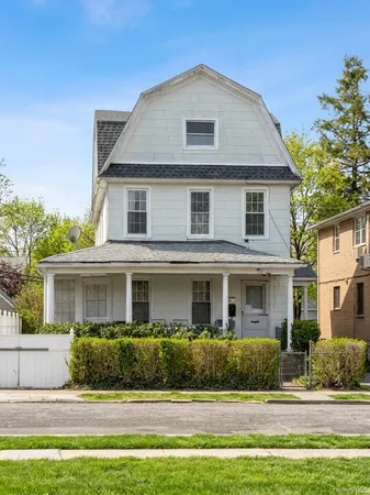 $1,380,000 | 40-38 189th Street | Auburndale
