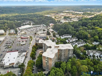 $329,000 | 2956 Hathaway Road, Unit U102, Richmond, VA 23225