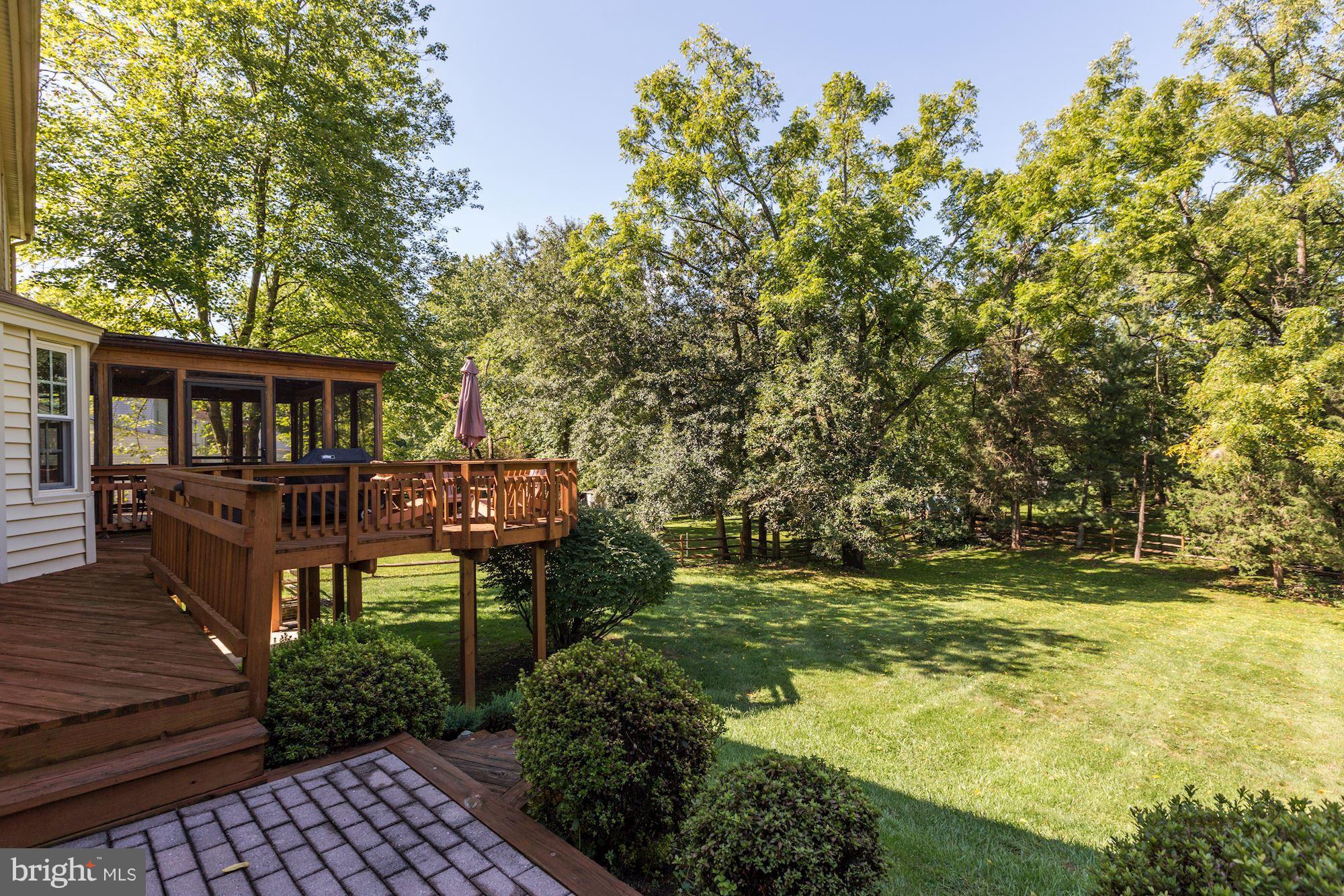 14800 Pebblestone Drive Silver Spring, MD 20905 - Photo 27 of 30 Deck, Upper Patio
