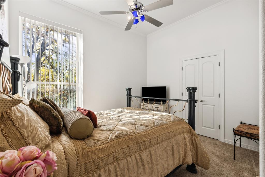 2109 Cooks Lane Fort Worth, TX 76120 - Photo 14 of 32