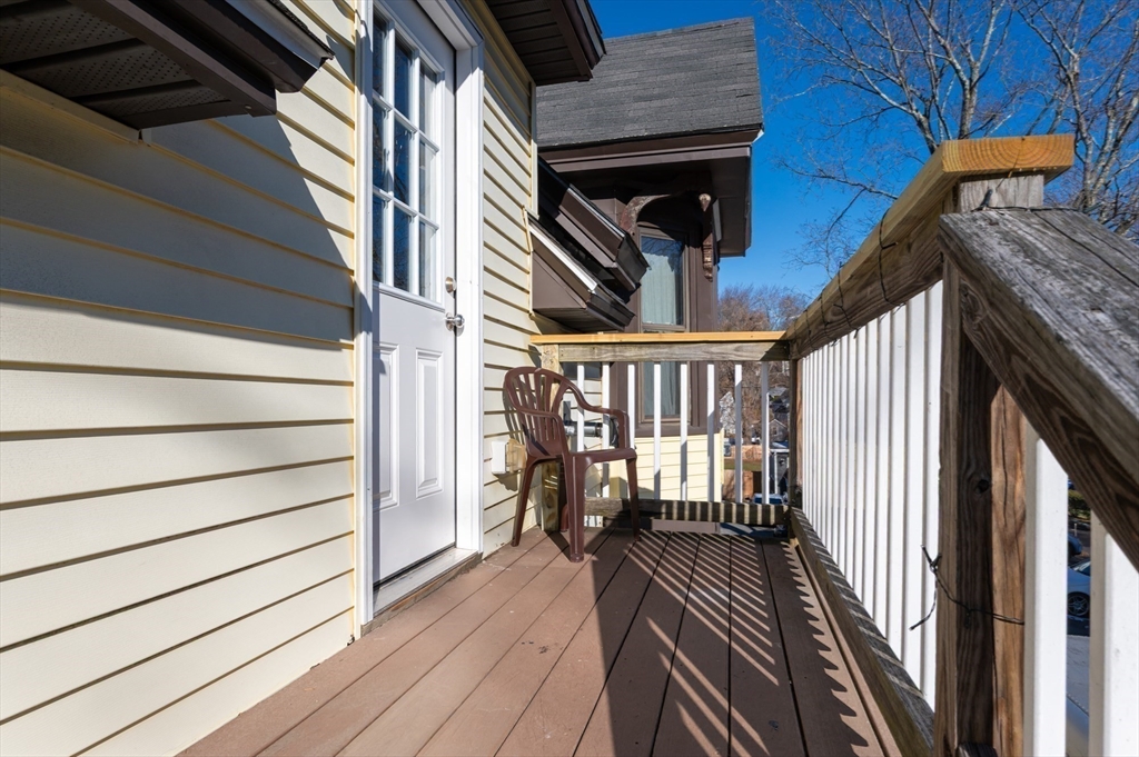 25 Race Street Haverhill, MA 01830 - Photo 16 of 34