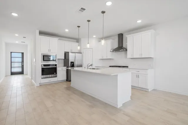 $355,250 | 438 Turtle Creek Drive, Dayton, TX 77535