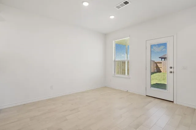 $355,250 | 438 Turtle Creek Drive, Dayton, TX 77535