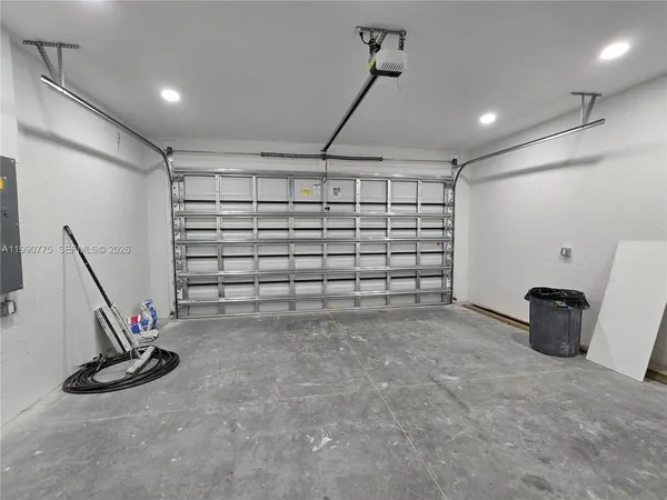 $2,300 | 4626 Connie Avenue North, Lehigh Acres, FL 33971