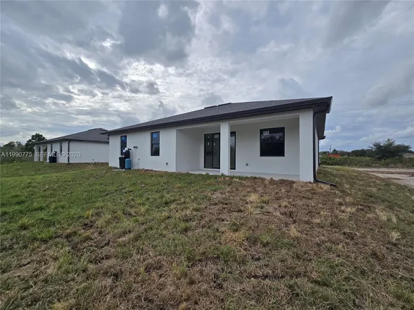 $2,300 | 4626 Connie Avenue North, Lehigh Acres, FL 33971