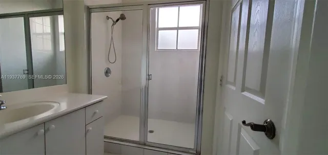 $2,600 | 2231 Anchor Court, Unit 1801, Dania Beach, FL 33312